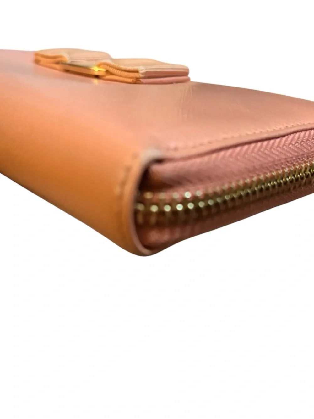 Salvatore Ferragamo Vara Bow Zip Around Continental Long Wallet Pink Saffiano